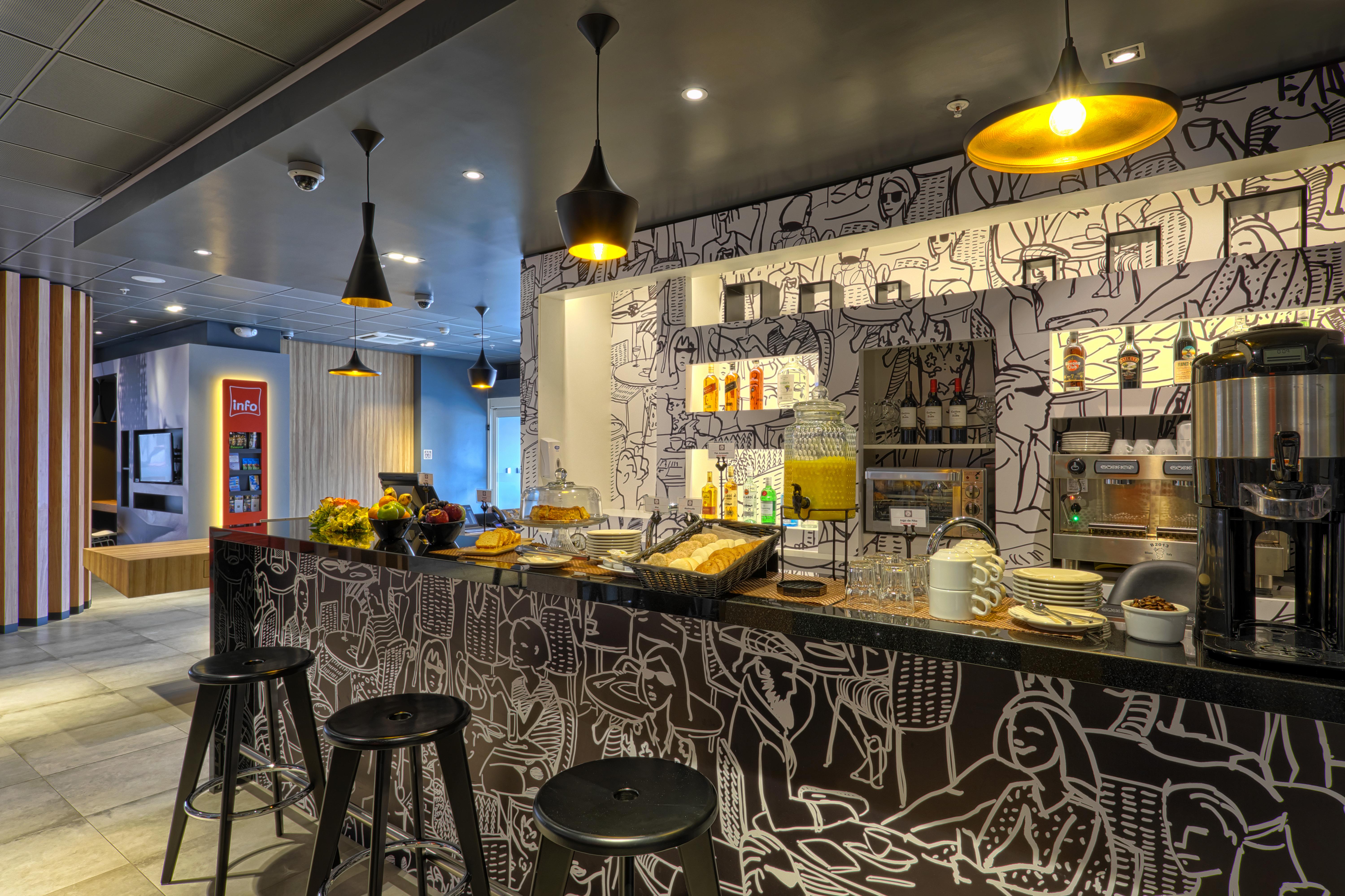 Ibis Trujillo Hotel Luaran gambar