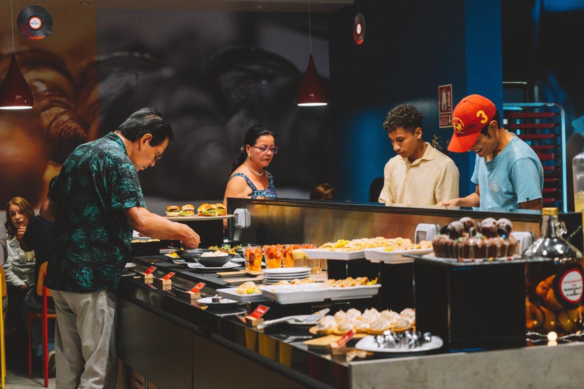 Ibis Trujillo Hotel Luaran gambar