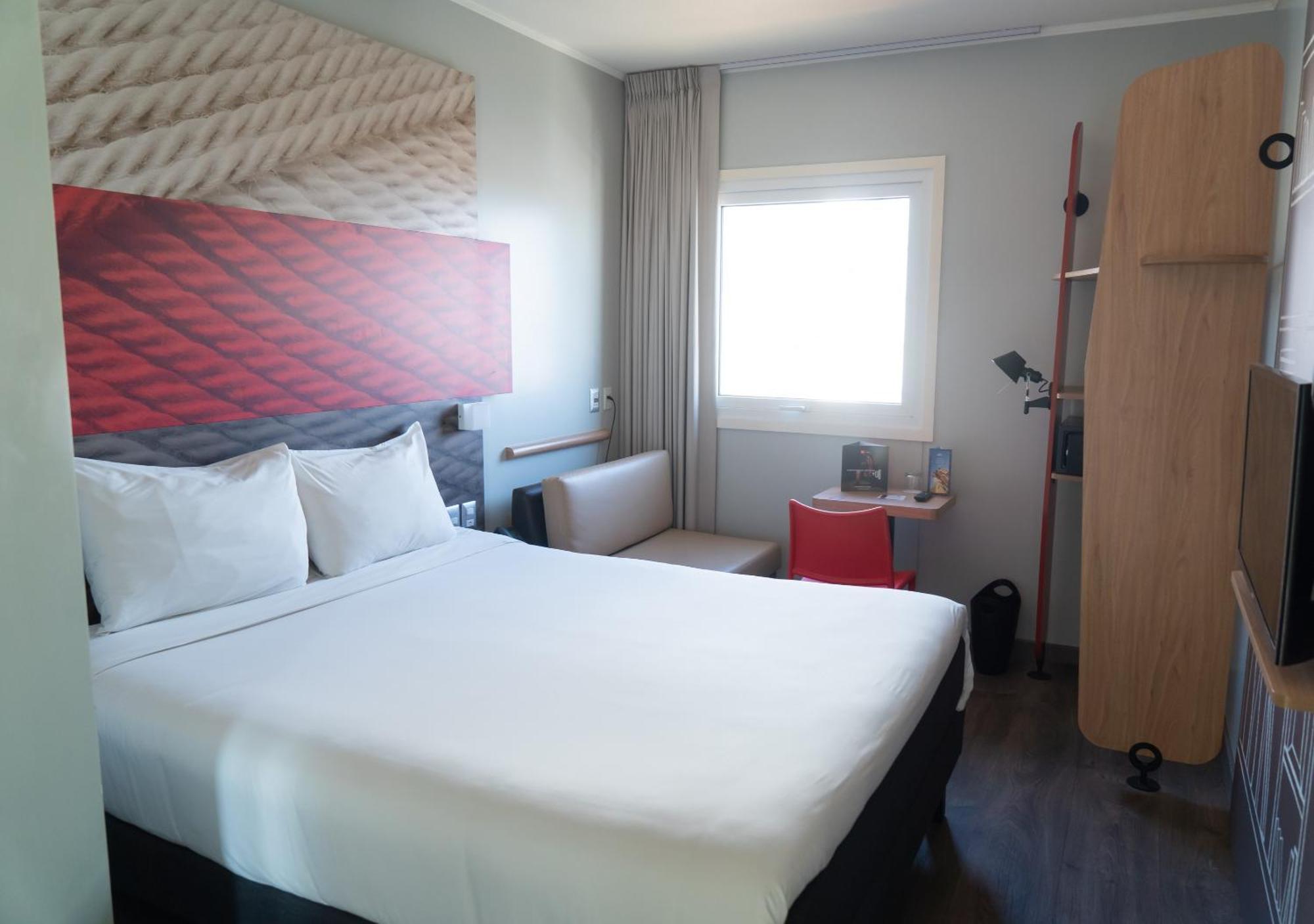 Ibis Trujillo Hotel Luaran gambar